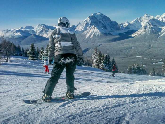 Snowboarder snowboard air makers mcmorris mark jump slopestyle reuters blake mike gain precious spin creative off jooinn sport